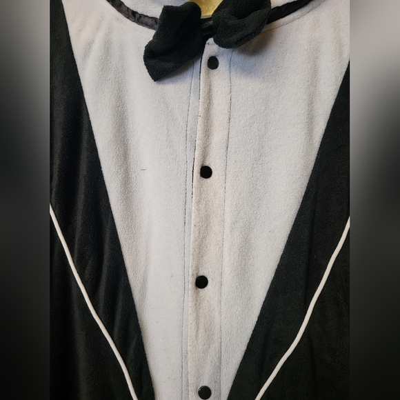 Black tuxedo Onesie (Large) - Picture 2 of 3